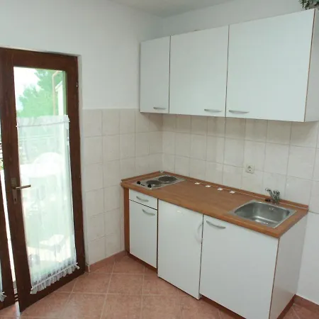 Appartement With Parking Space Rastici, Ciovo - 8646